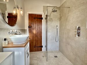 Bathroom- click for photo gallery